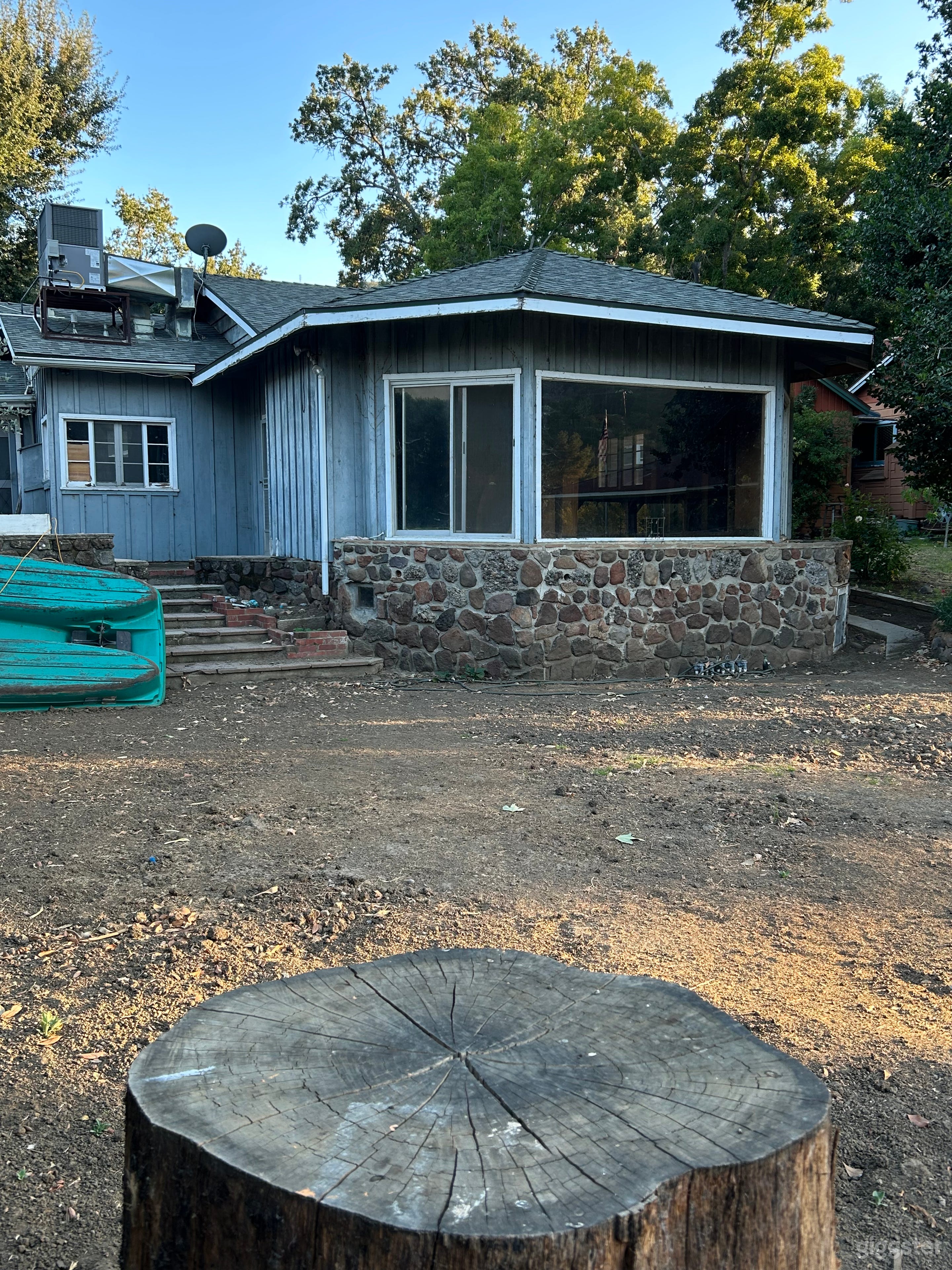 Abandoned Lakeside Retreat – Malibou Lake/Mountain Photo 4