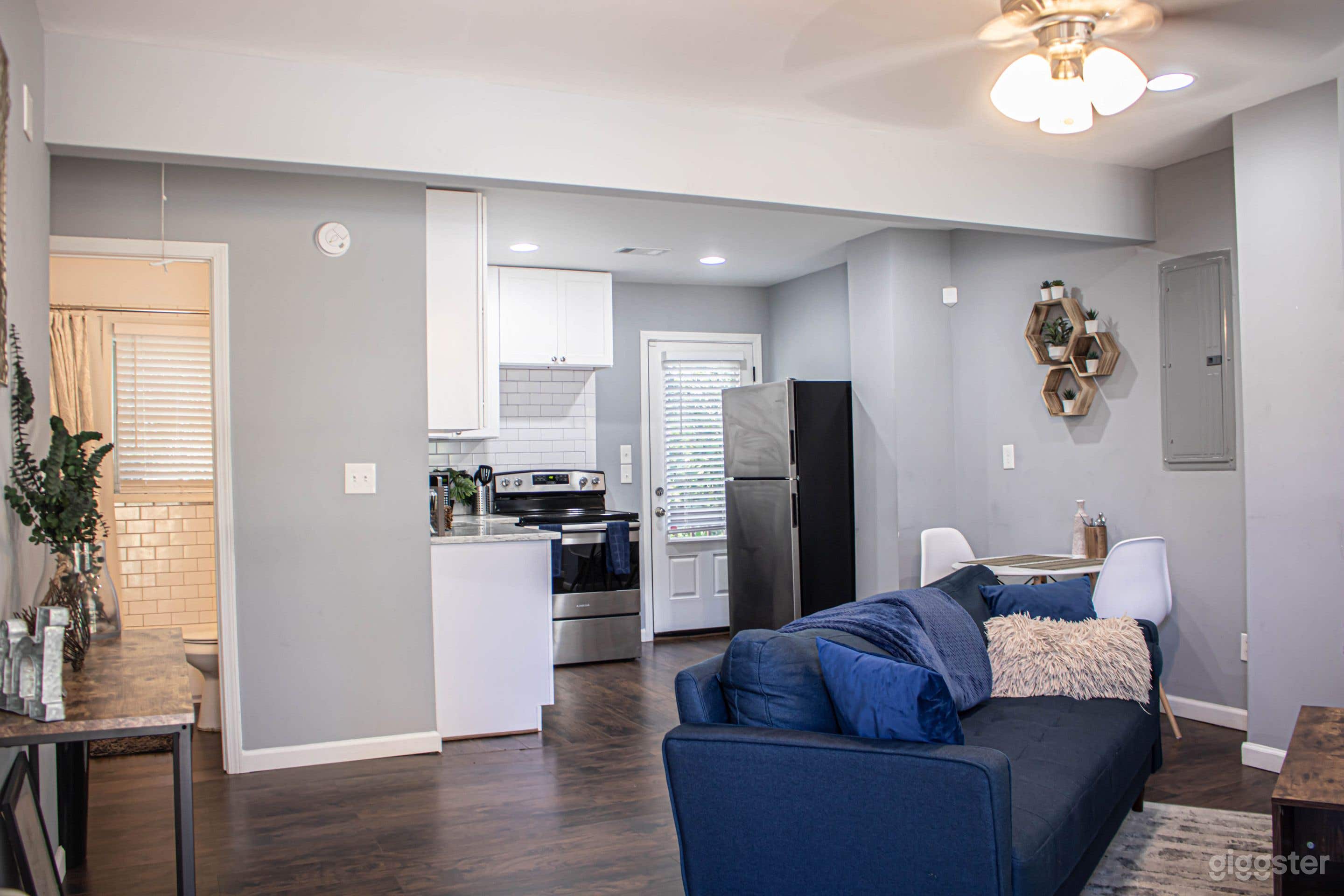 Small charming home recently renovated space.  Photo 2