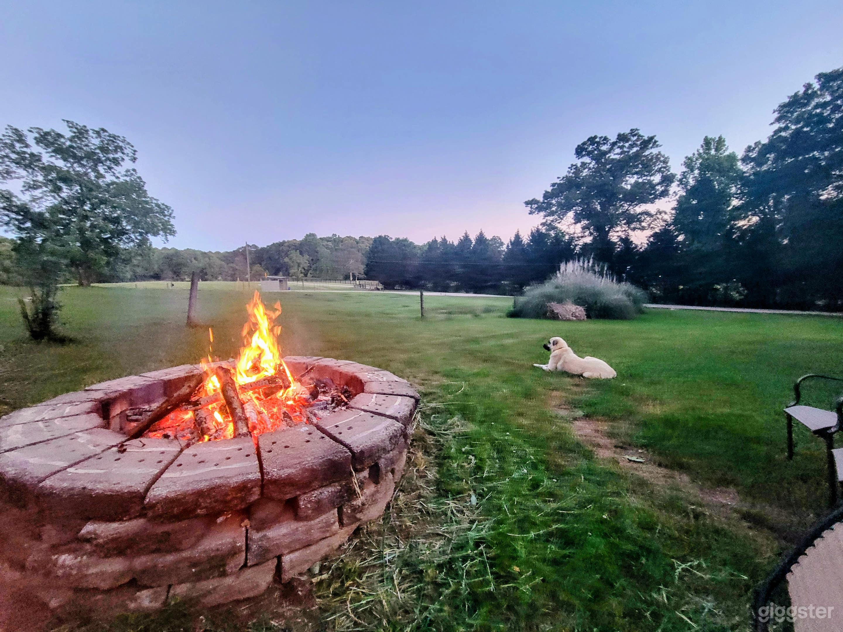 Backyard Creekside Ranch Photo 2