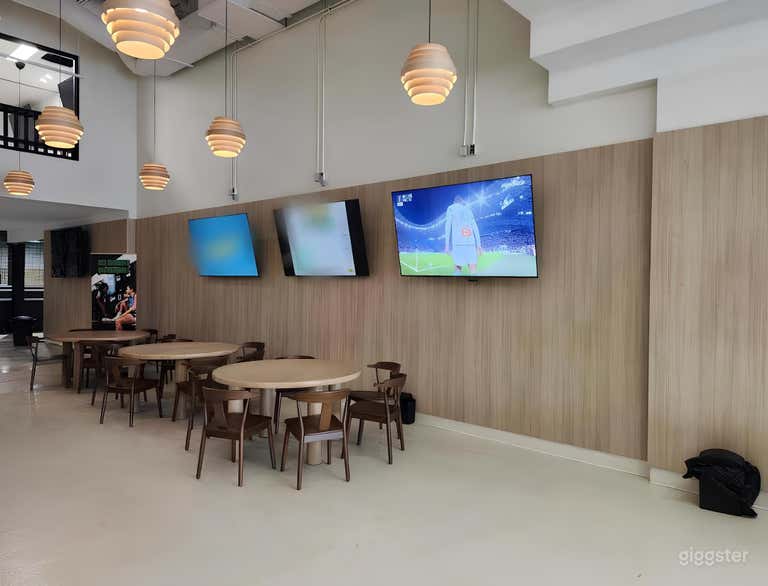  Lounge with Friendly Vibe 