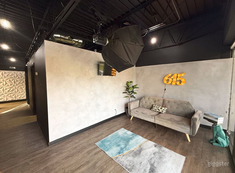  Le hall du studio disponible à l'usage 