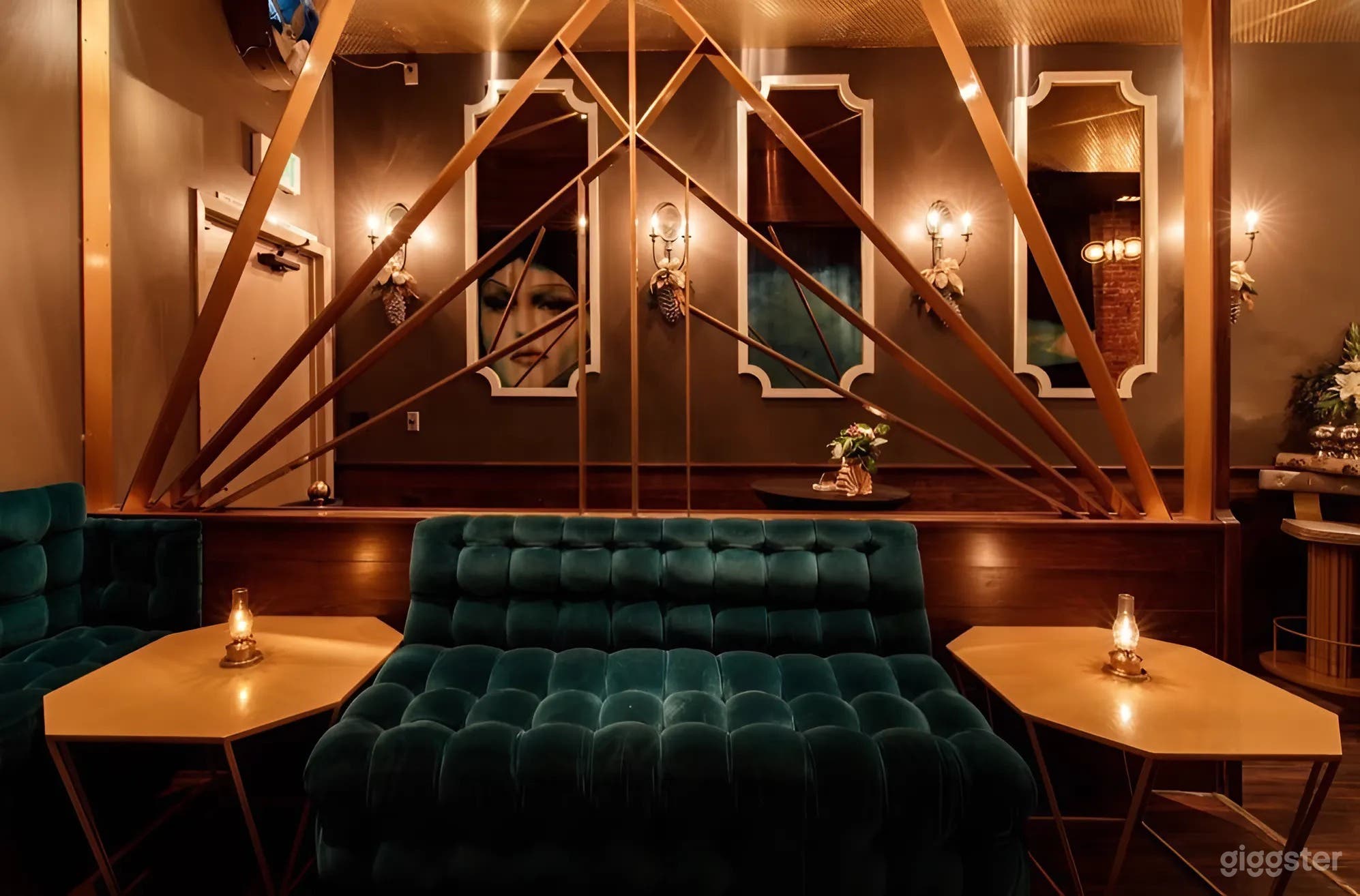 Peacock Room - Private Party Photo 3