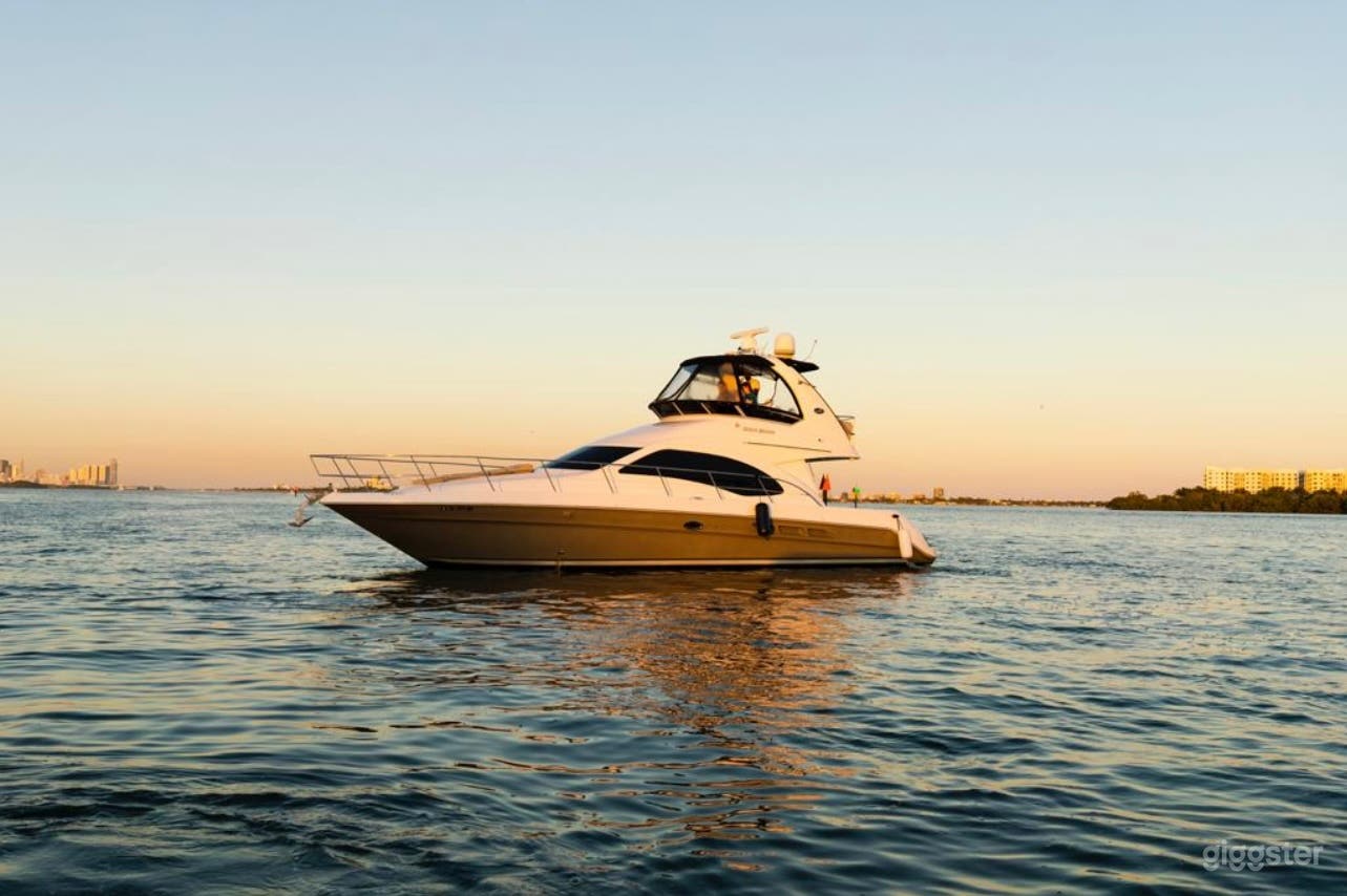 50’ SEA RAY FLYBRIDGE Yacht Photo 1