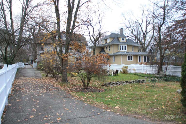  Lived-in home with large backyard and art studio 