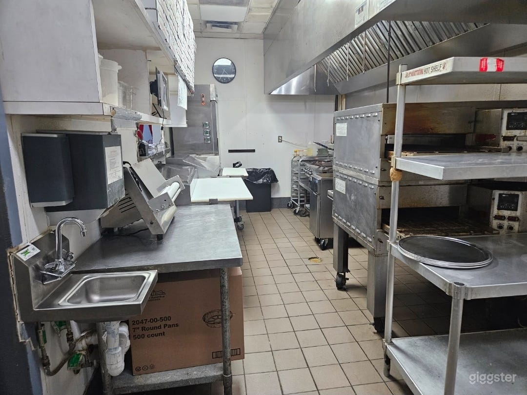 Affordable Commercial Kitchen for Catering + Private dinners Photo 1
