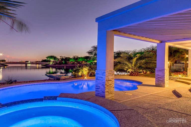  La casa del lago: piscina 