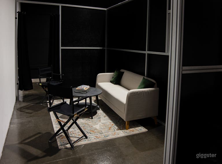  Photography Studio / Film / Video 