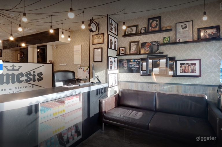  Bucks Street studio upper level shop front 