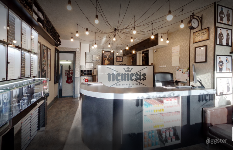  Bucks Street studio upper level shop front 