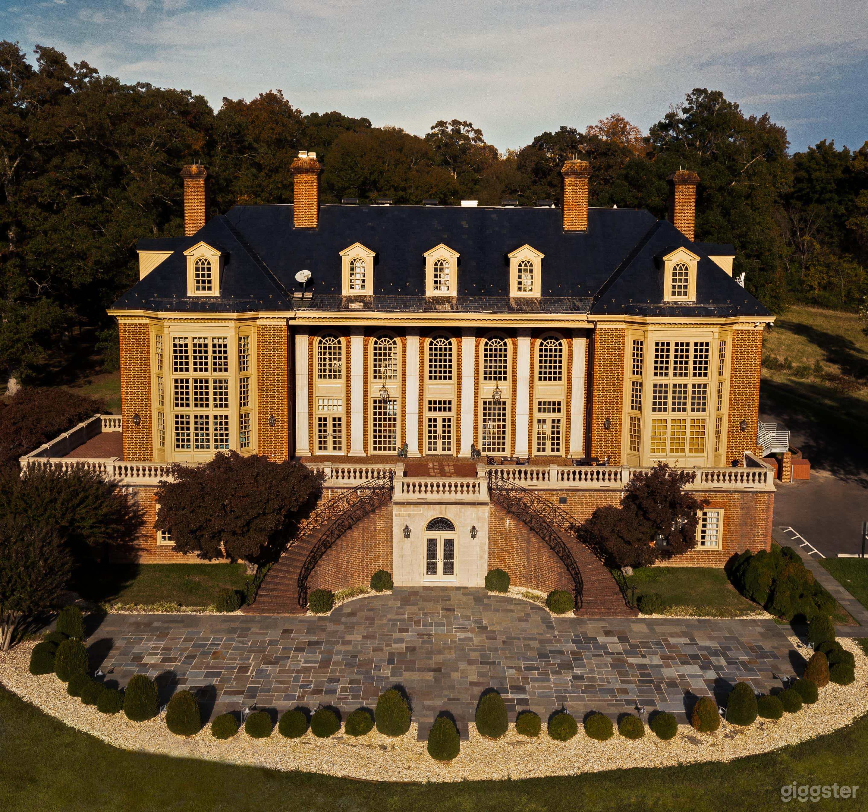Drone footage of the back of the estate that faces the James River.