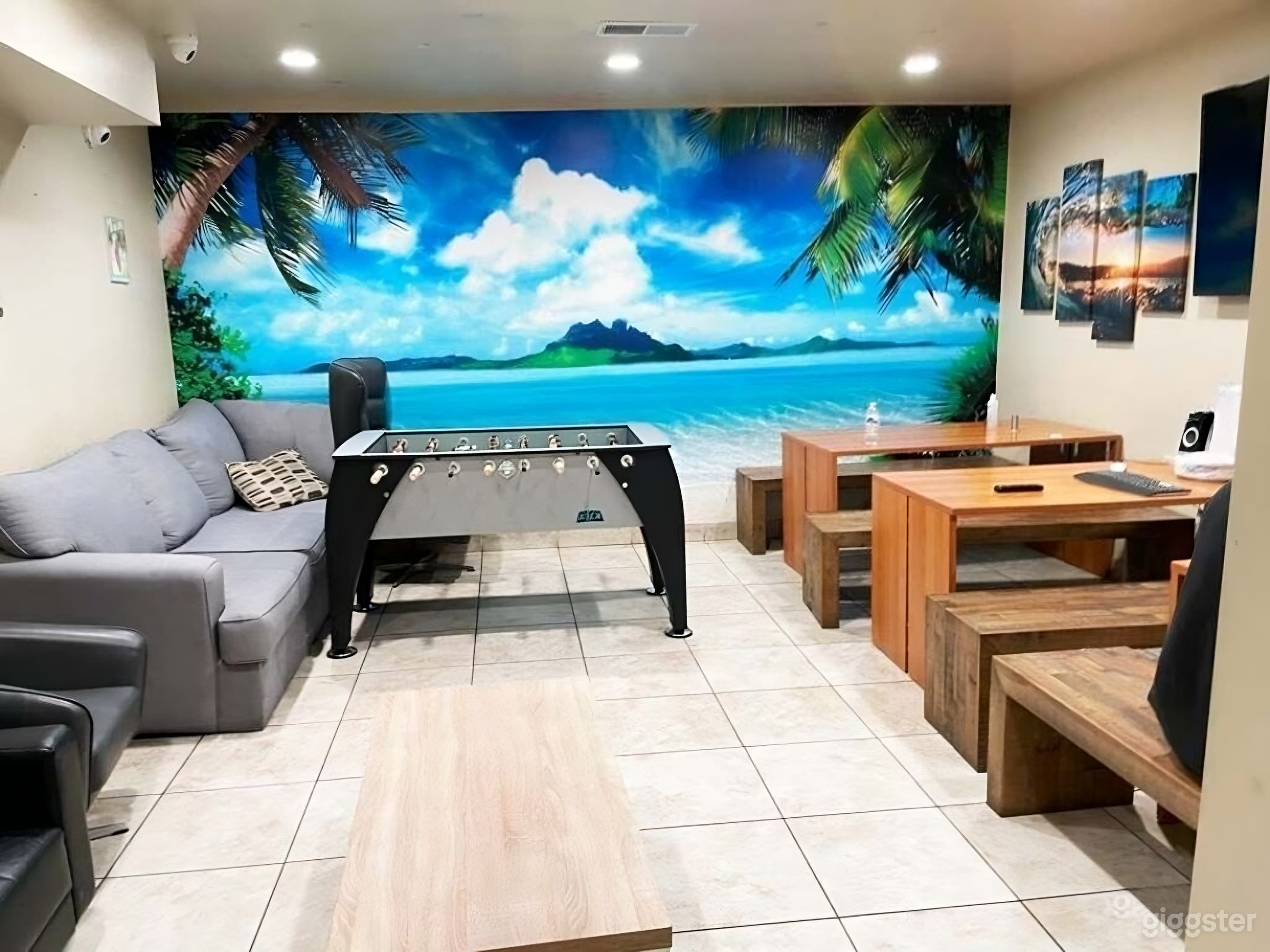 Creative &amp; Spacious Warehouse in LA Photo 1