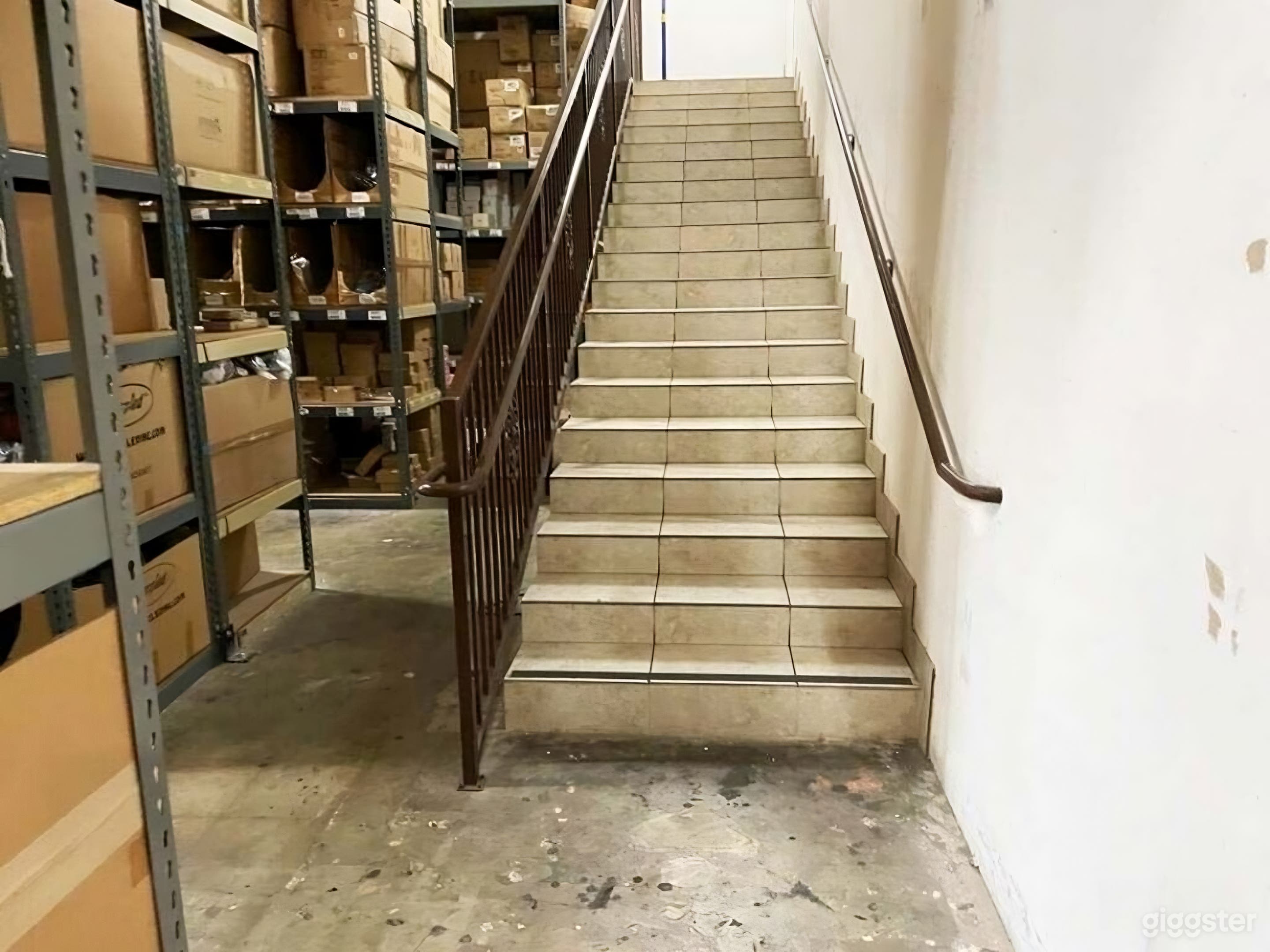 Creative &amp; Spacious Warehouse in LA Photo 3