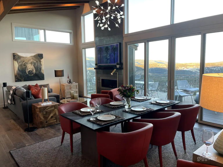  Luxury Treehouse + Glamping Tent - Views for Miles 