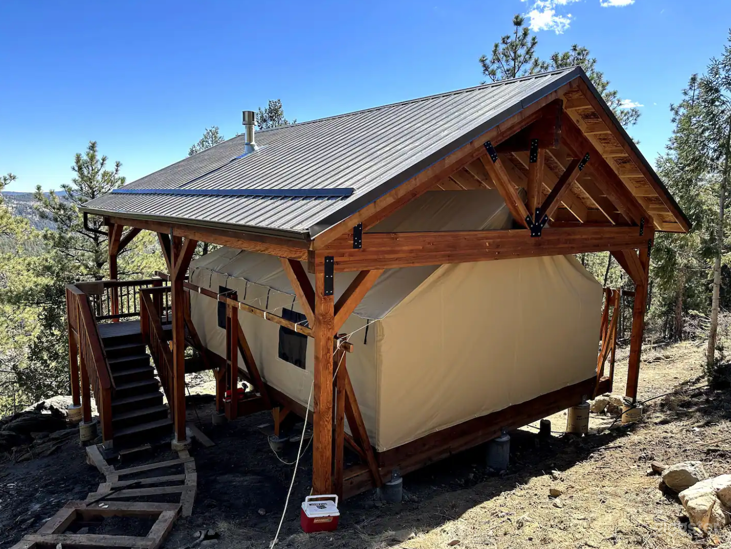 Luxury Treehouse + Glamping Tent - Views for Miles Photo 4