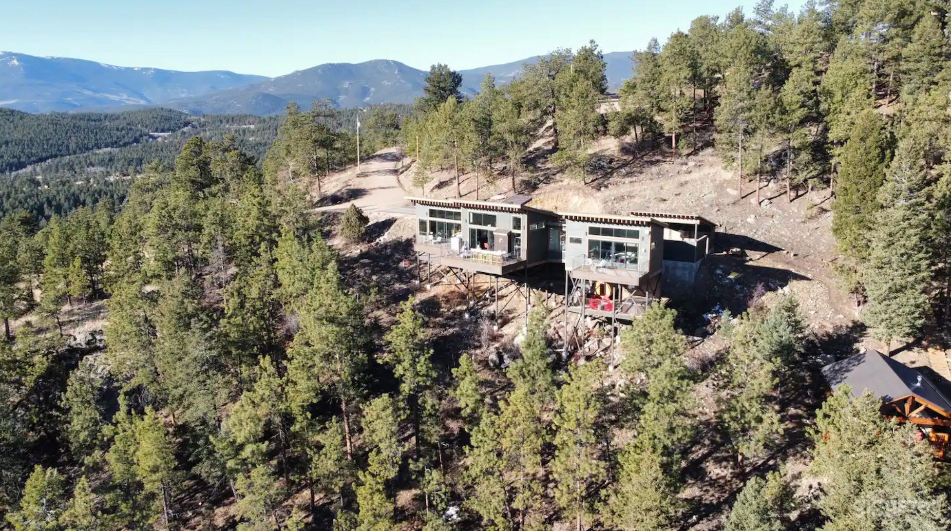 Luxury Treehouse + Glamping Tent - Views for Miles Photo 2