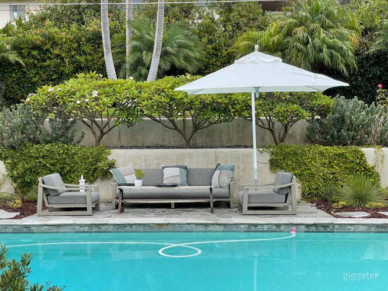  La Jolla Pool exterior 