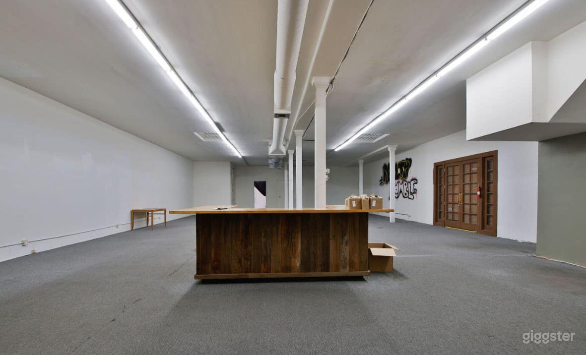 Bare and Unfurnished Space in Burbank Photo 4