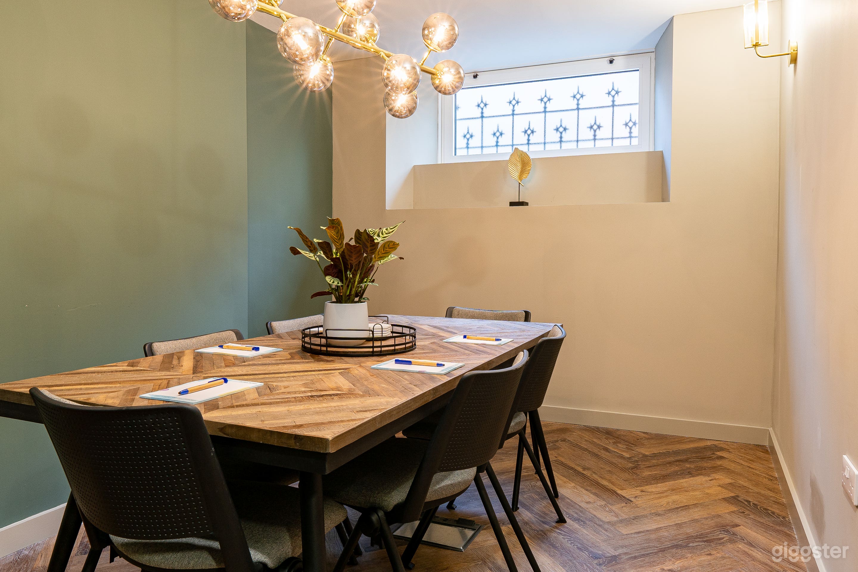 Park Place Event Suite  Photo 2