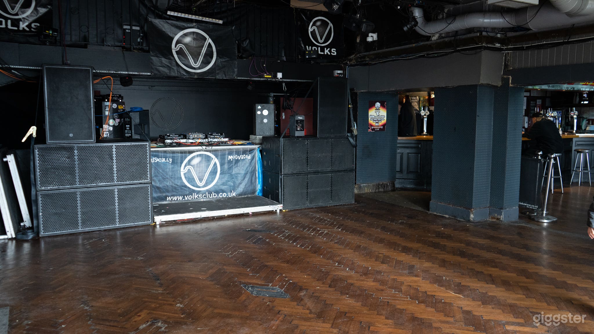 Nightclub on Brighton Seafront Photo 1