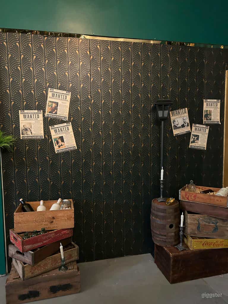  Secret speakeasy prohibition lounge 