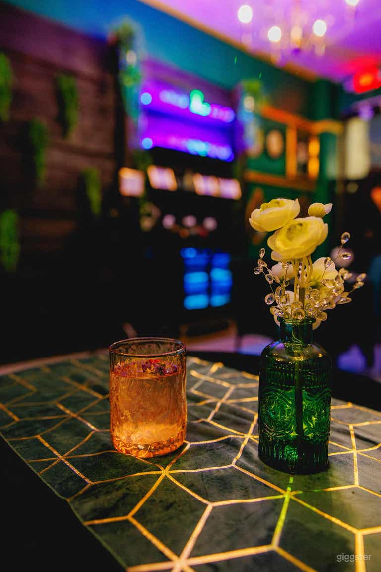  Secret speakeasy prohibition lounge 