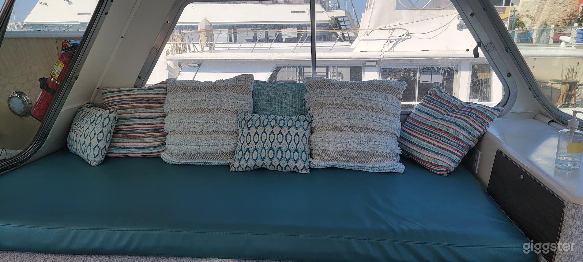 Tiki Mermaid's Exotic Yacht Charters Photo 4