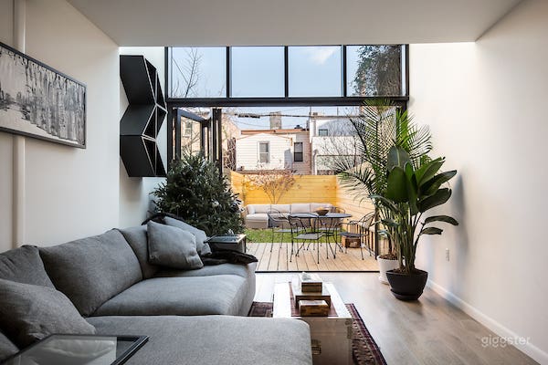 Modern Brooklyn Townhouse Apartment, Loft Style Photo 1