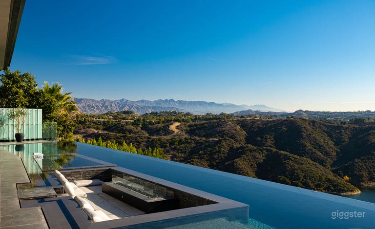  Sprawling Bel-Air Mansion w/ World-Class Views 
