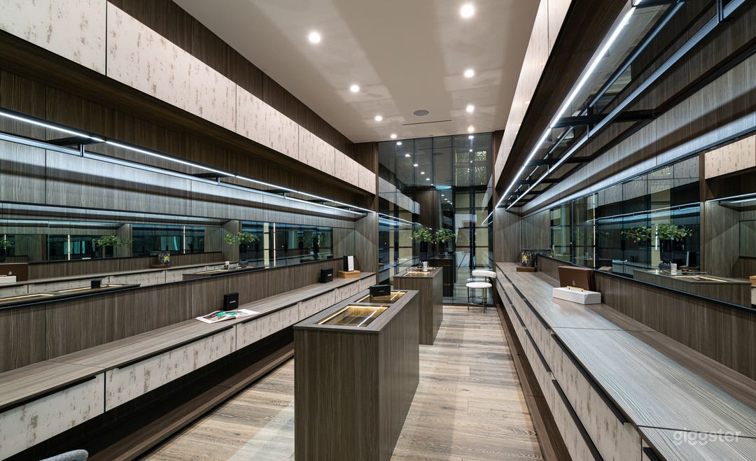 Sprawling Bel-Air Mansion w/ World-Class Views Photo 3