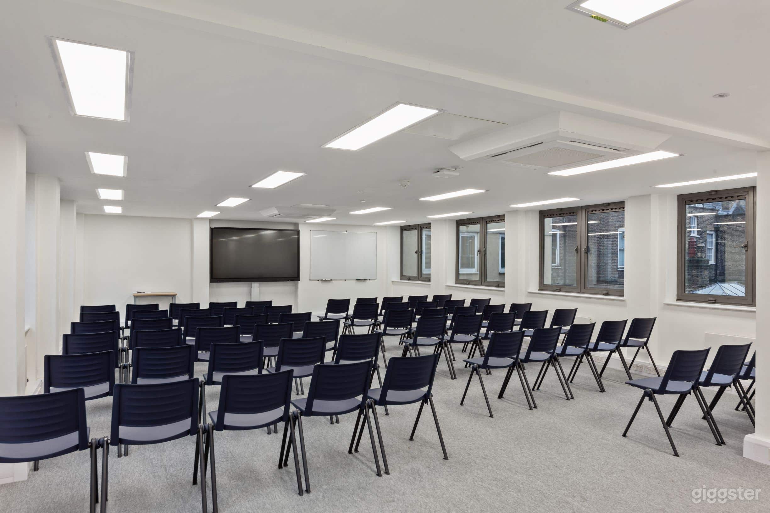 Charles Dickins Room Photo 4