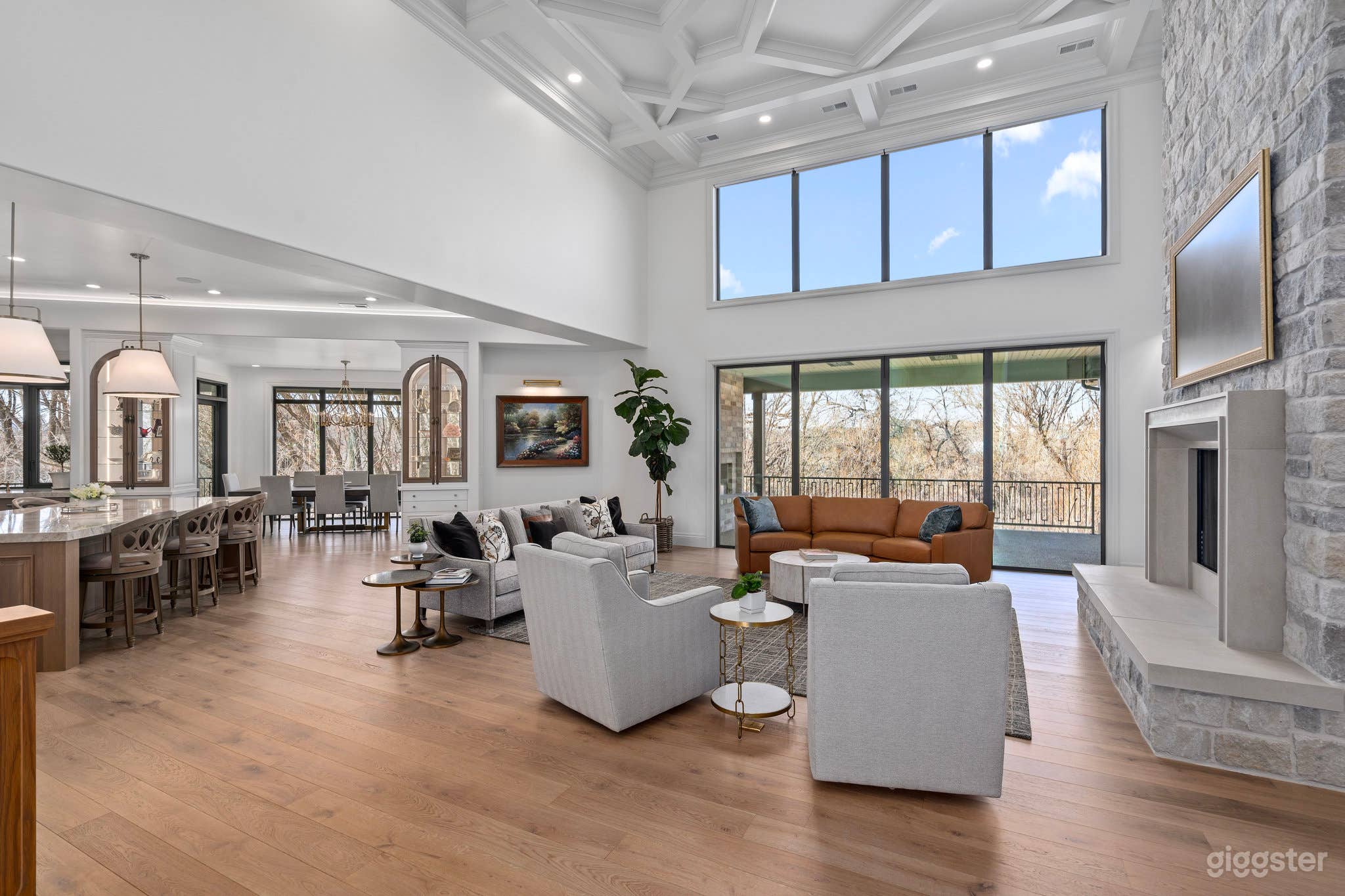 Greenwood Creek Manor Home Photo 4