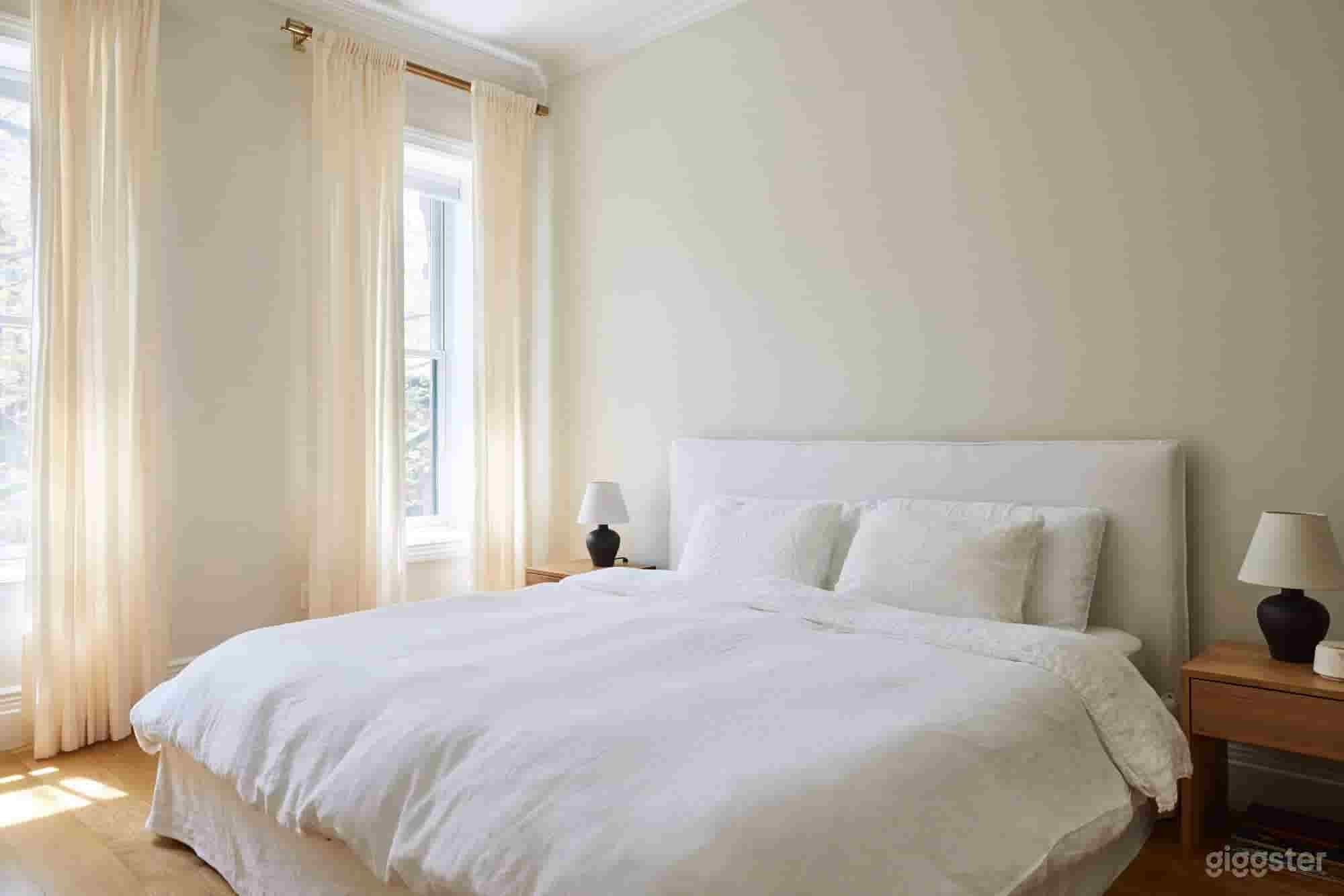 Serene 2,300 sq ft Bed-Stuy Townhouse Photo 3