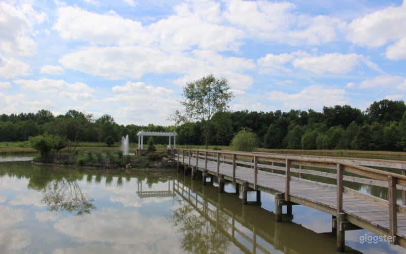 Private Lake Island Pergola Ceremony Venue Photo 2