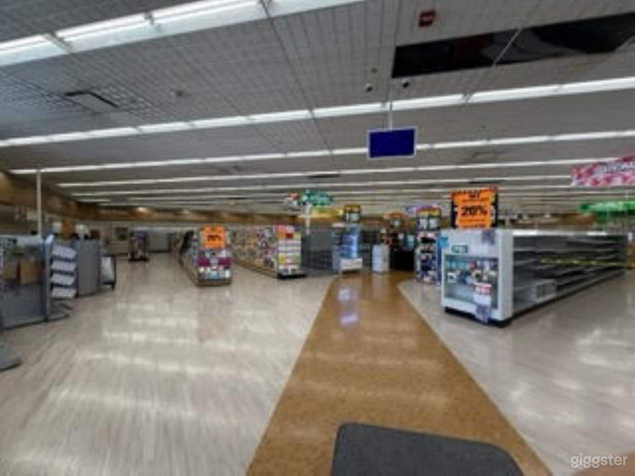 SPACIOUS MULTI-PURPOSE SPACE AND VENUE Photo 4