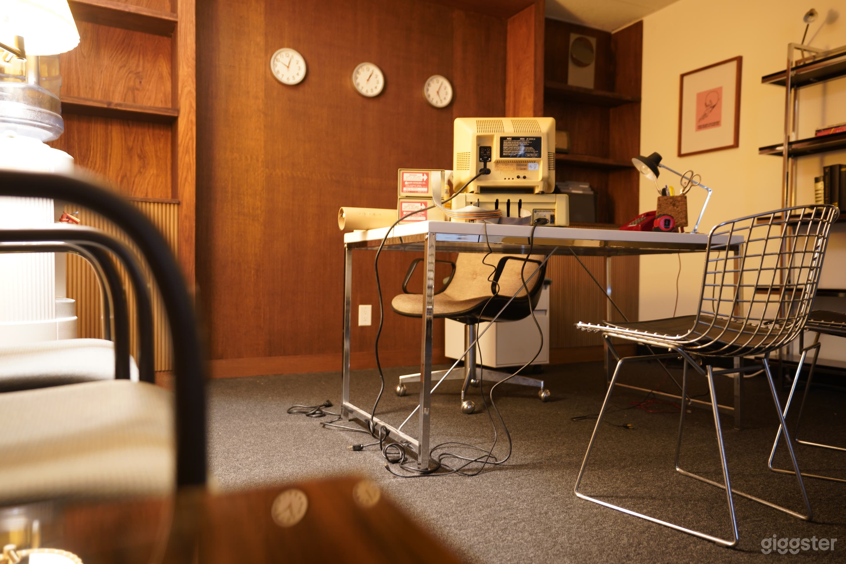 Retro 80s & 90s Office Chic | 360° Set near DTLA Photo 4