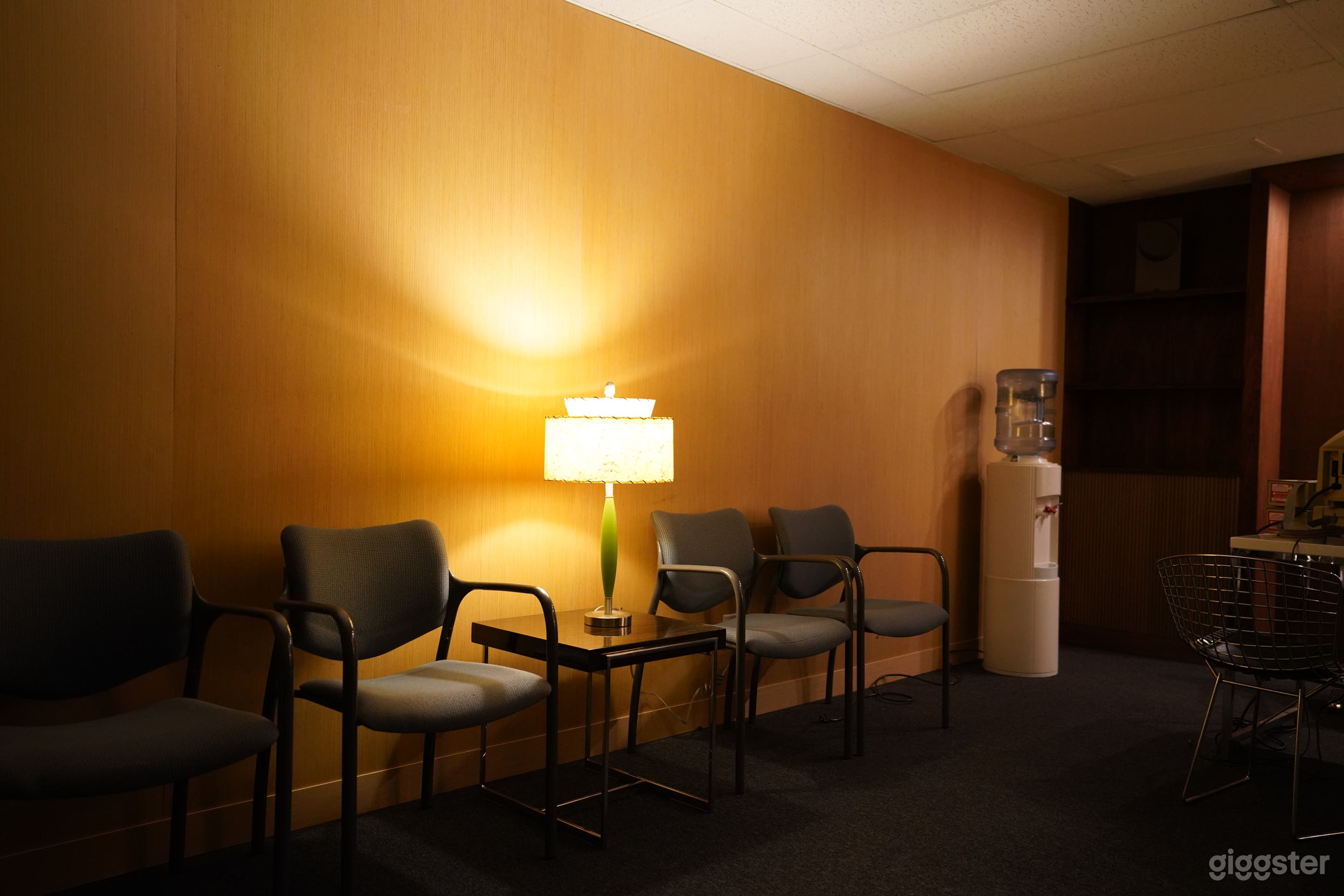 Retro 80s & 90s Office Chic | 360° Set near DTLA Photo 4