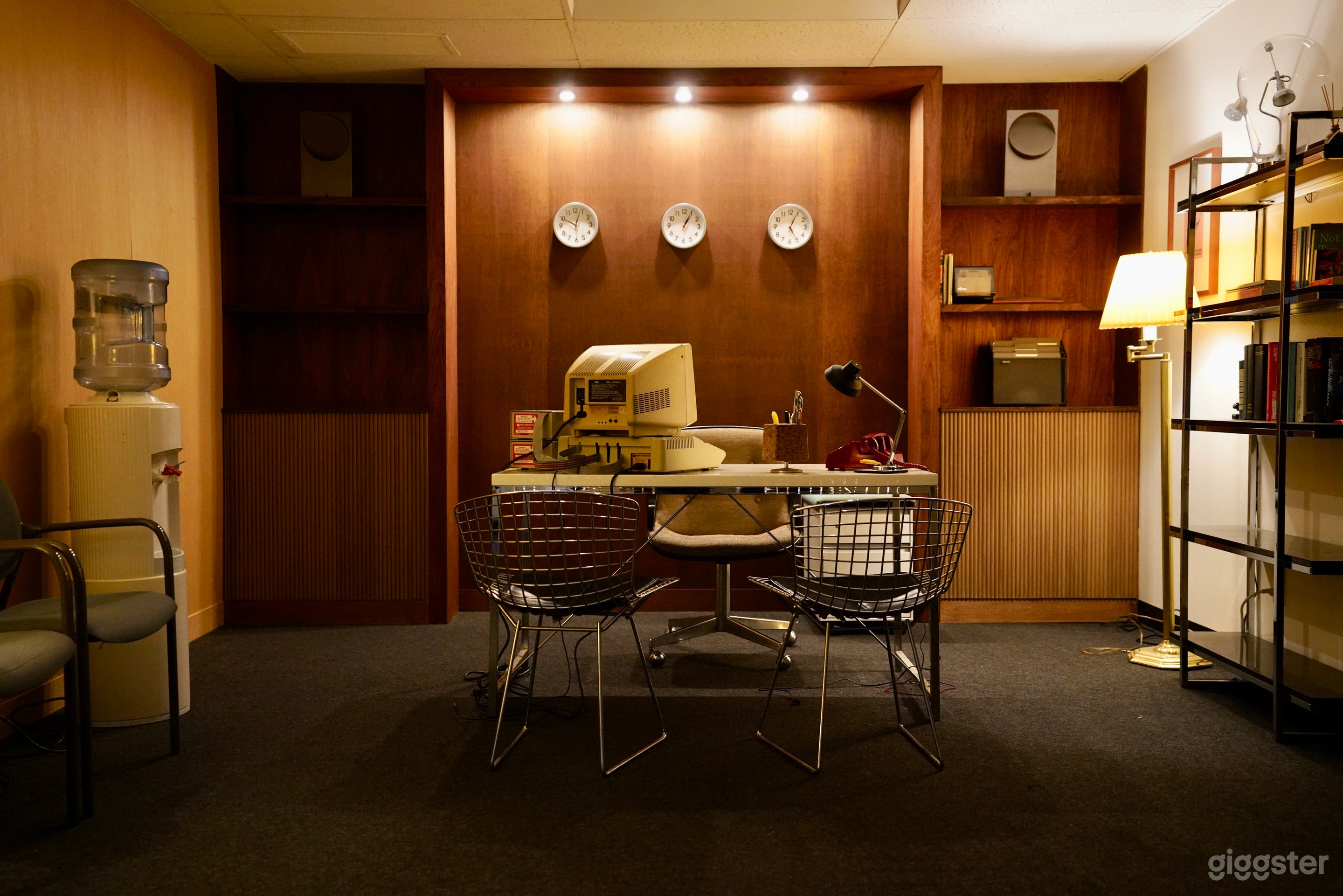 Retro 80s & 90s Office Chic | 360° Set near DTLA Photo 1
