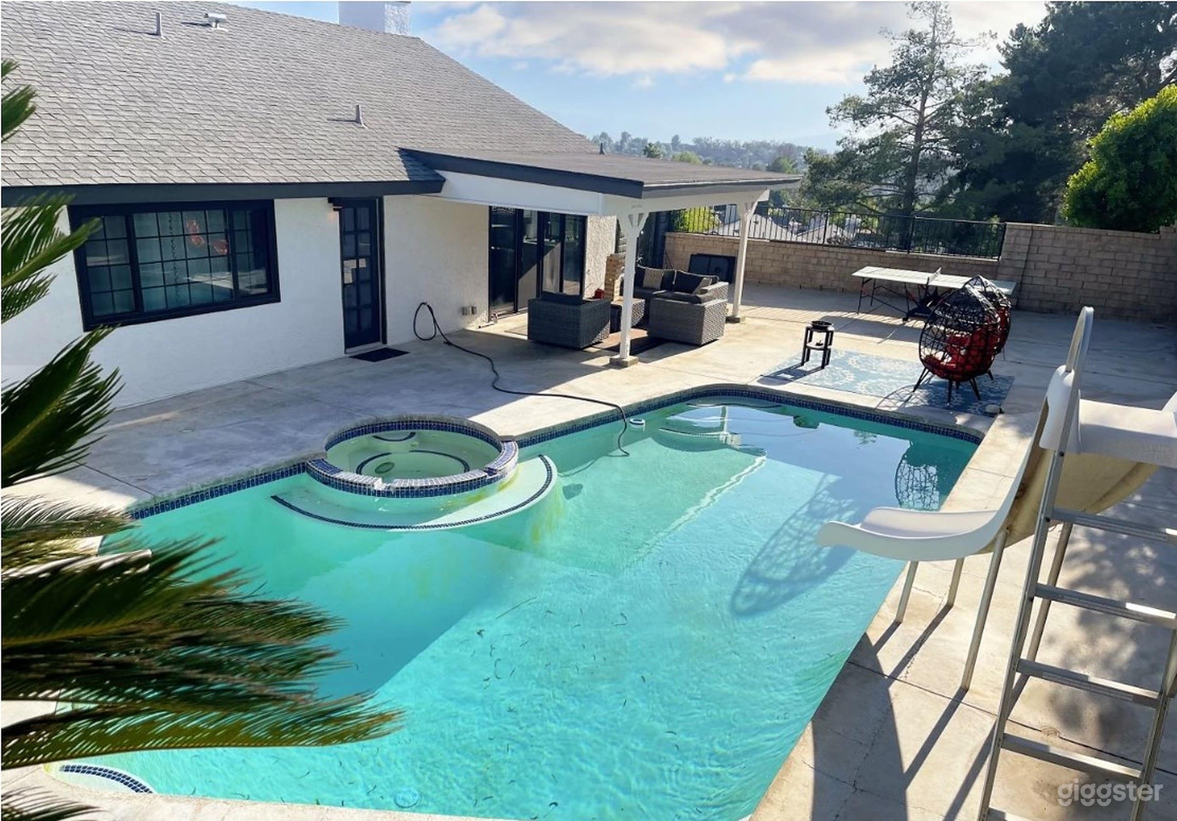 Poolside Elegance, Perfect For Film And Production Photo 2