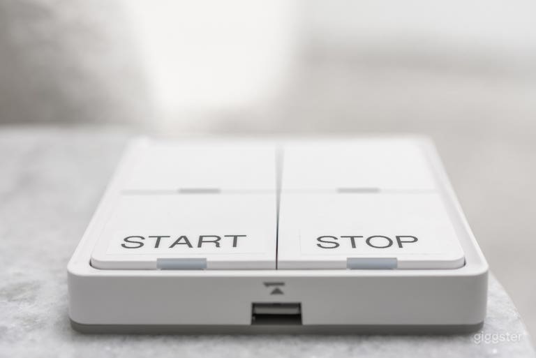  Podcast Studio – Record & Get Edited File 