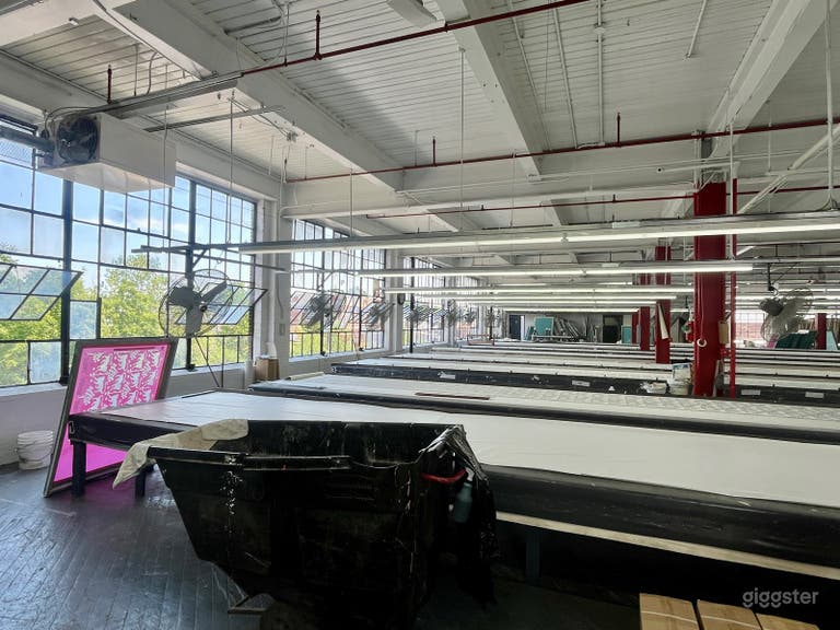  Large Industrial Printing Factory 