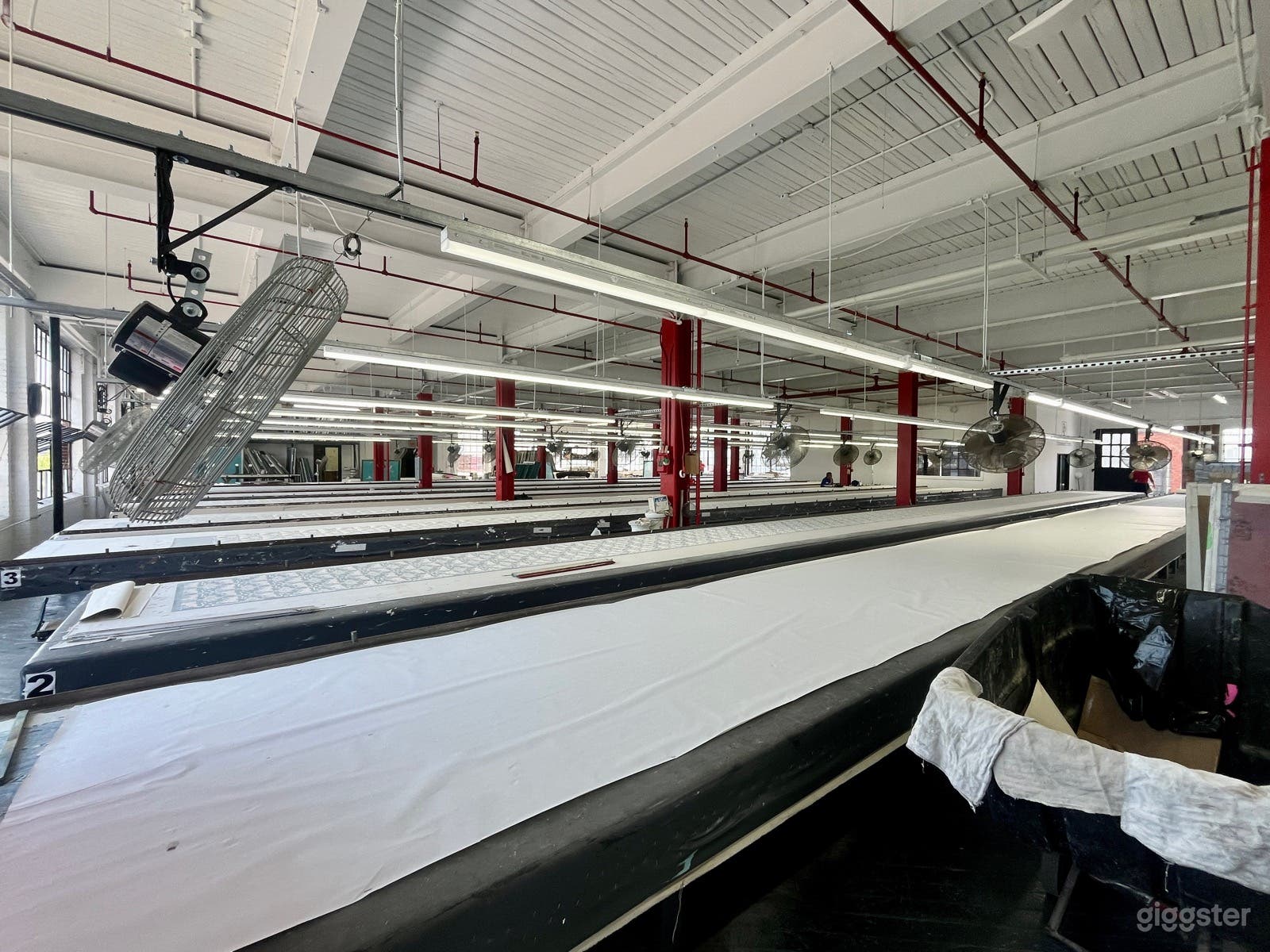 Large Industrial Printing Factory Photo 2