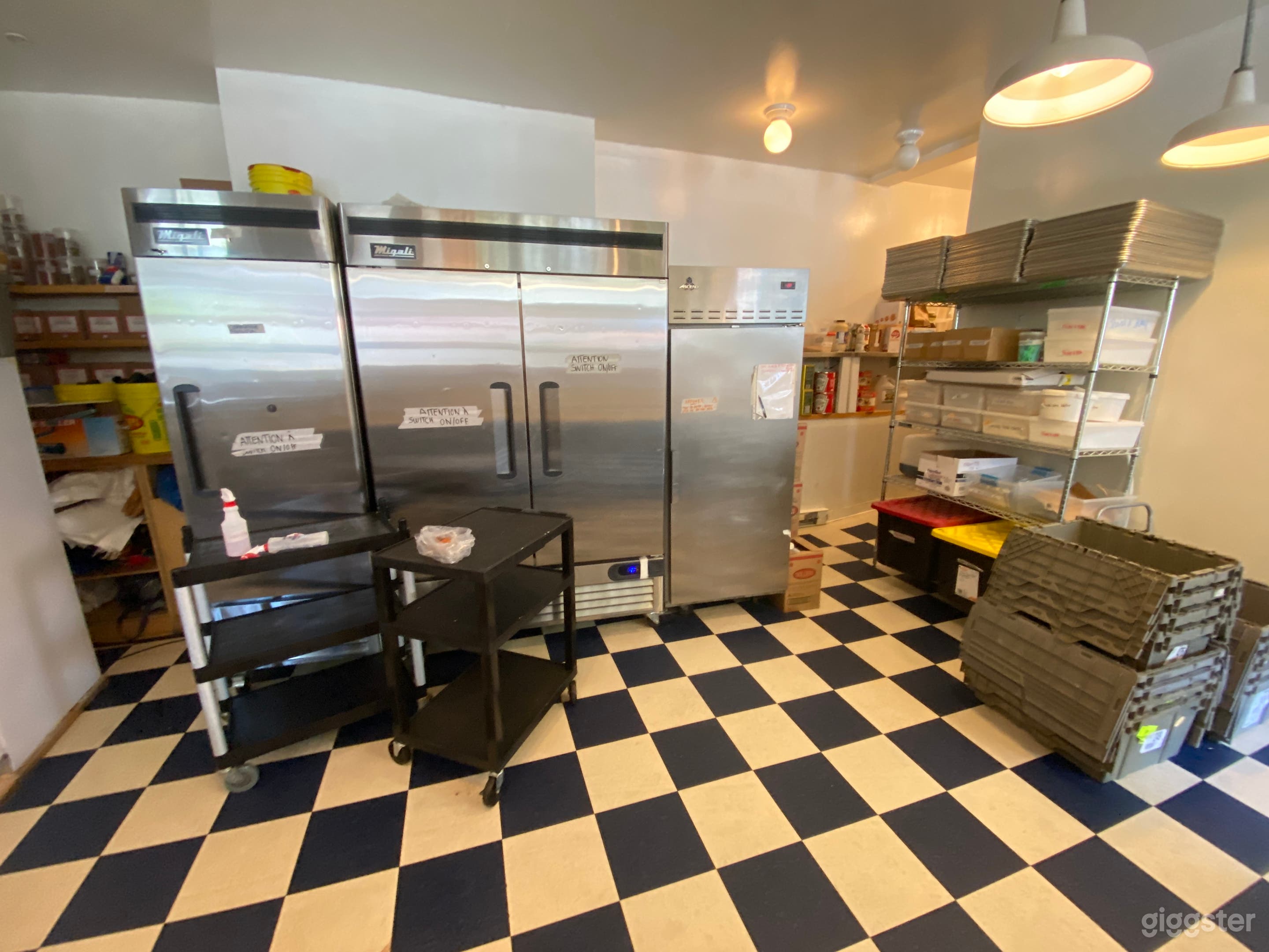 Professional Kitchen for Productions Photo 4