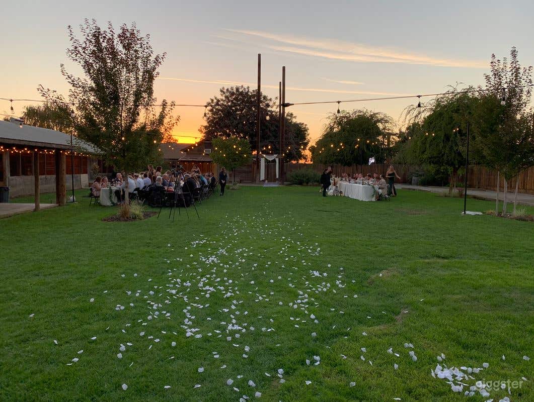 Elegant and Upscale Barn/Farm-Style Wedding Venue in Kingsburg Photo 3