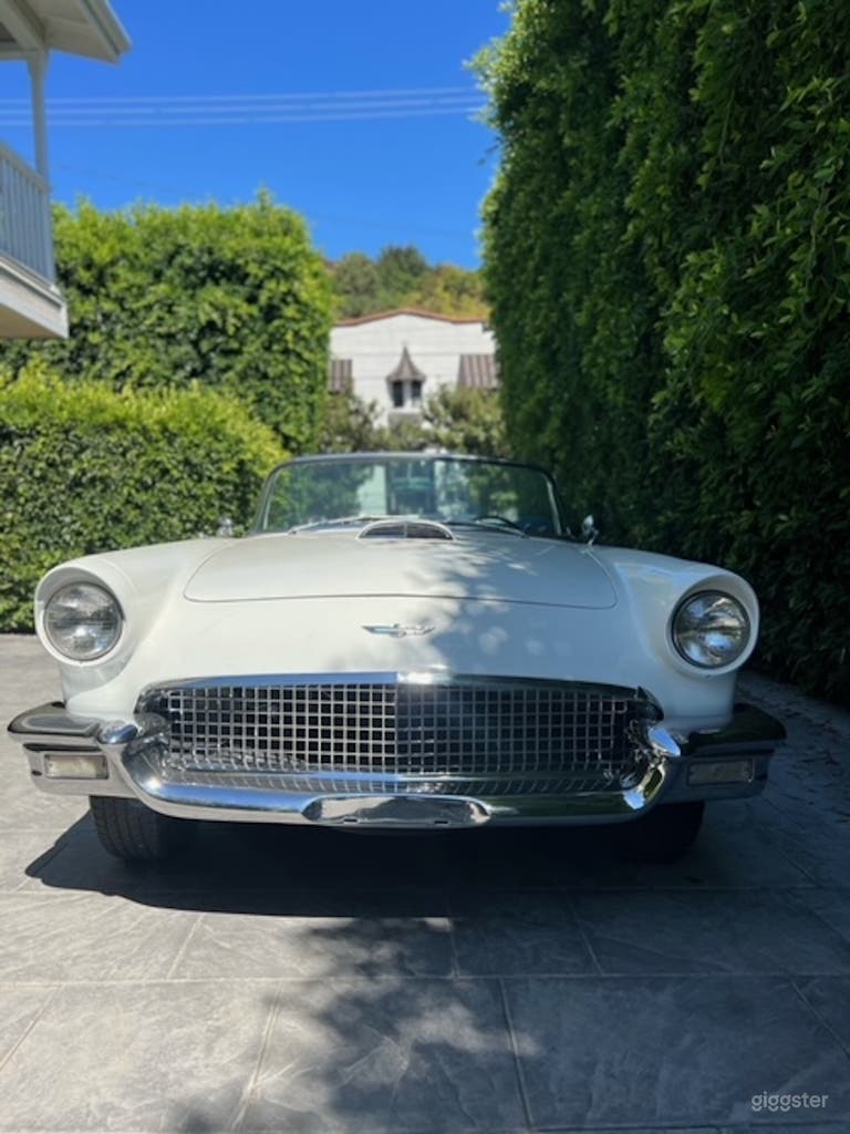  # 76,061 1957 Classic Ford Thunderbird 