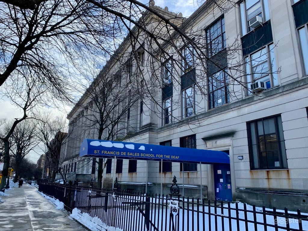 Front/ Accessible Entry