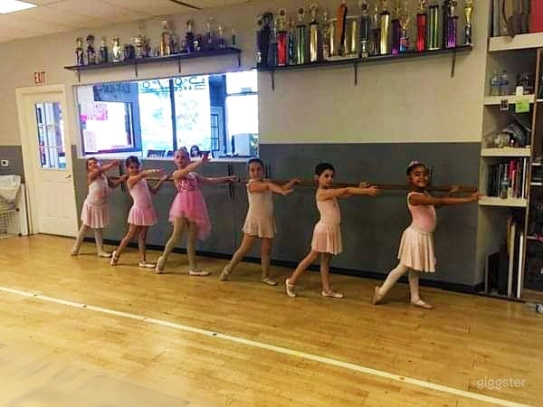 Shining Dance Studio Space Open for All Types of Events  Photo 4