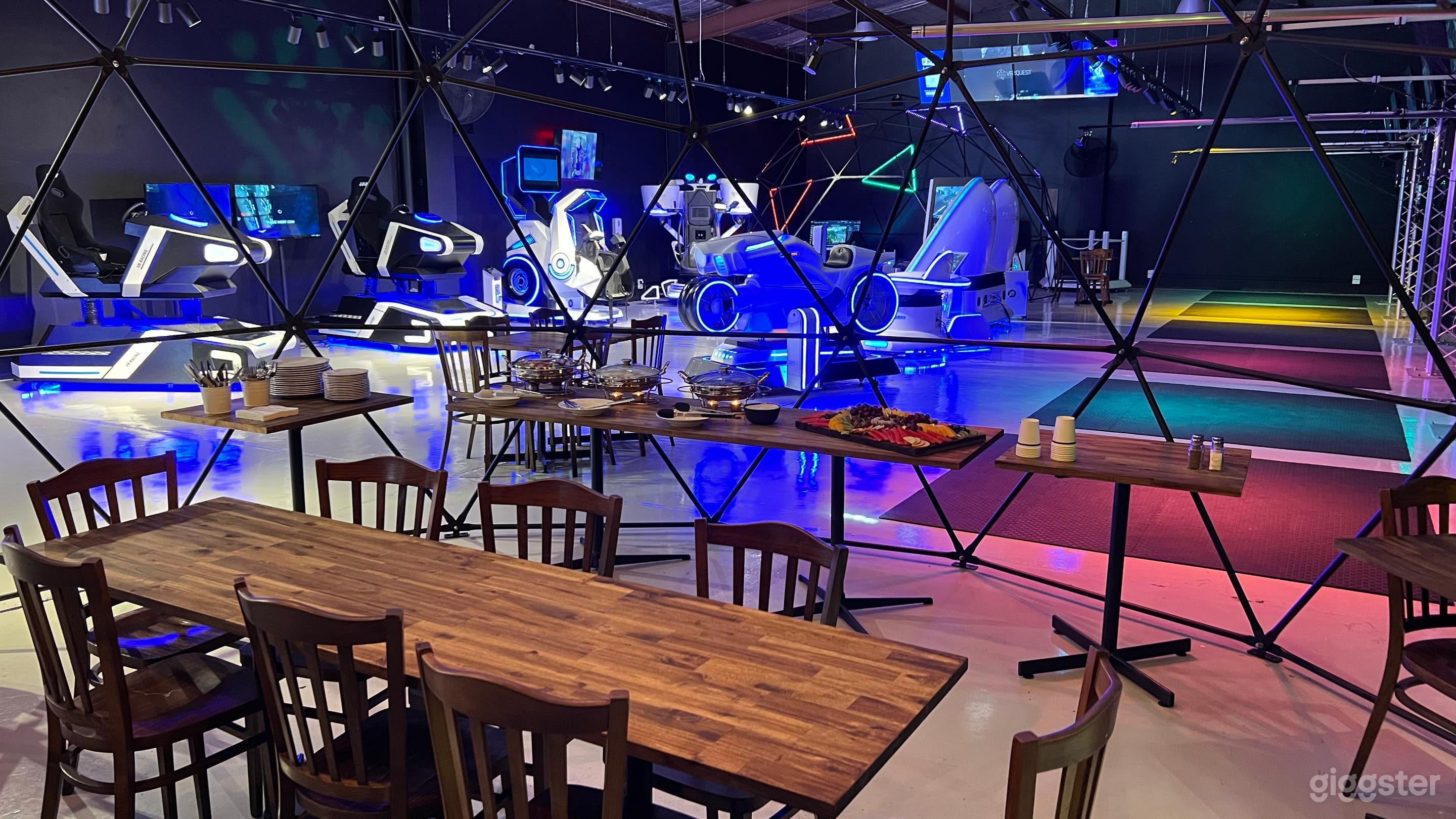 Virtual Reality Arcade Photo 2