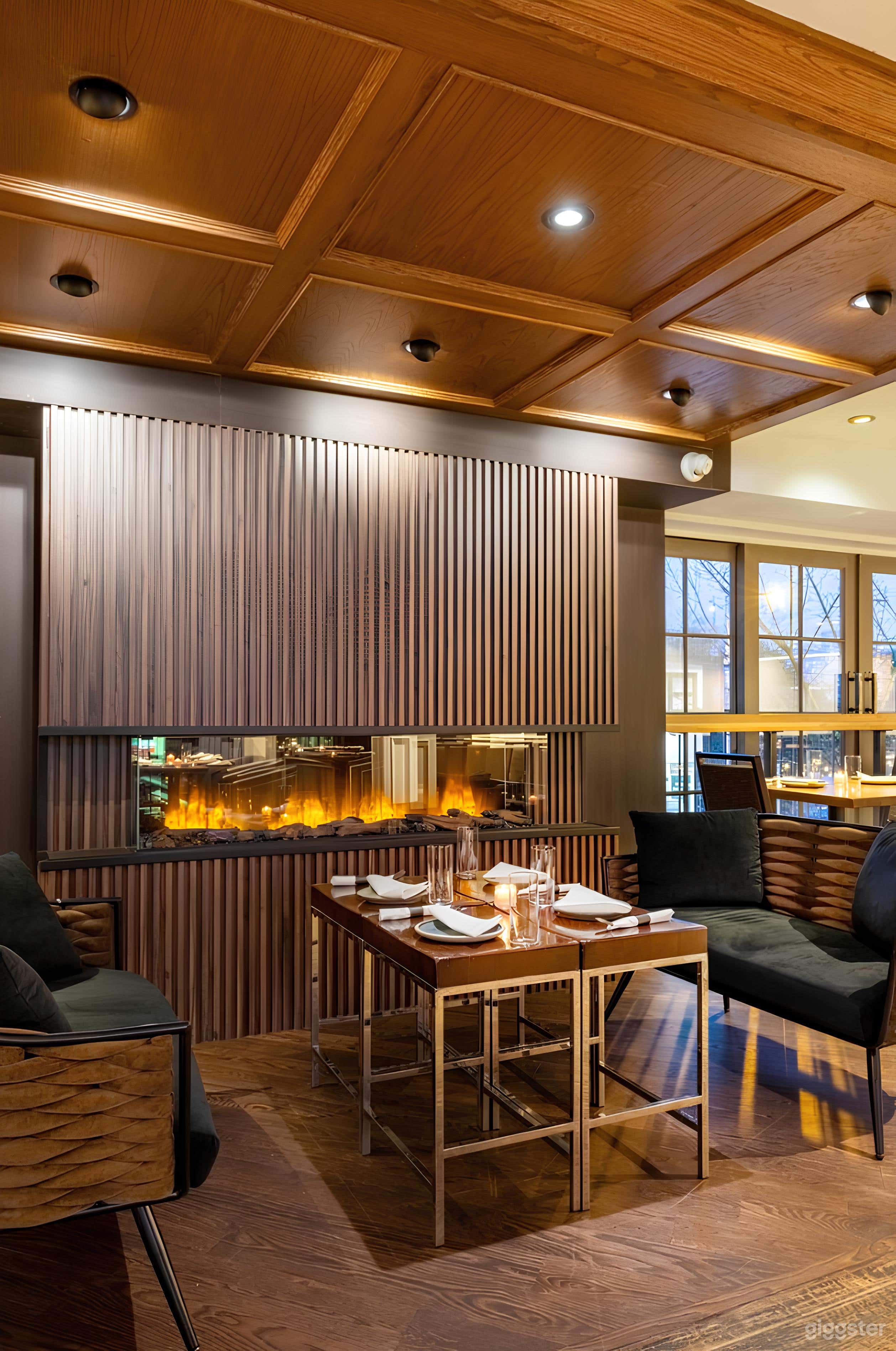 Mezzanine with fireplace for relaxed dining & mingling Photo 1