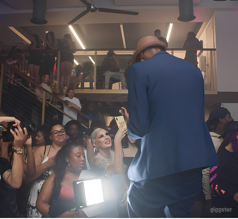  NEW EVENT COMPOUND & Media Center 