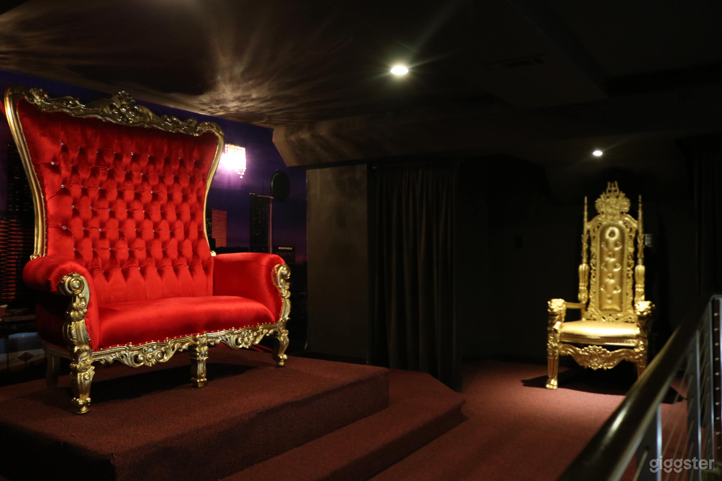 Reign of Thrones~12 Royal King/Queen Throne Chairs Photo 1